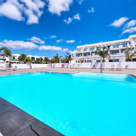 Luminosa Vivienda Vacacional Con Vista A La Piscina Costa Teguise Dış mekan fotoğraf