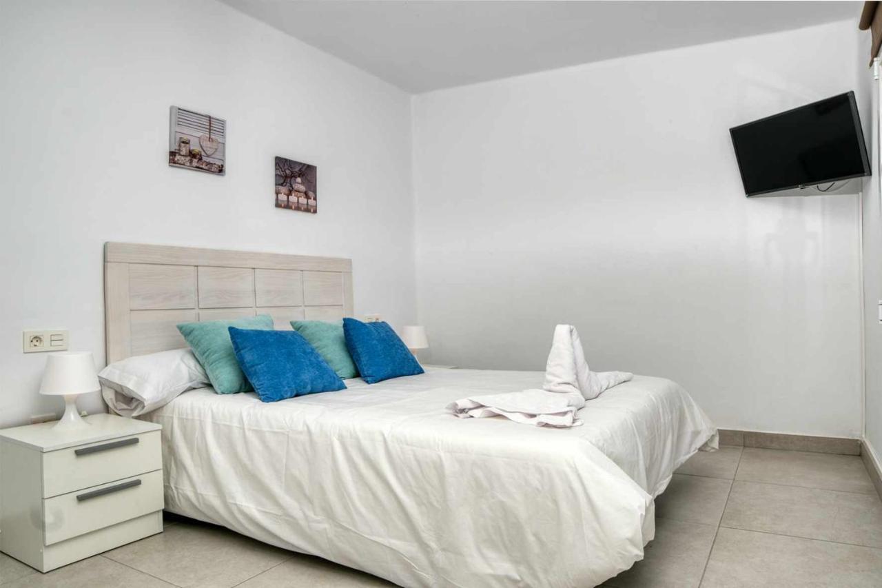 Luminosa Vivienda Vacacional Con Vista A La Piscina Costa Teguise Dış mekan fotoğraf