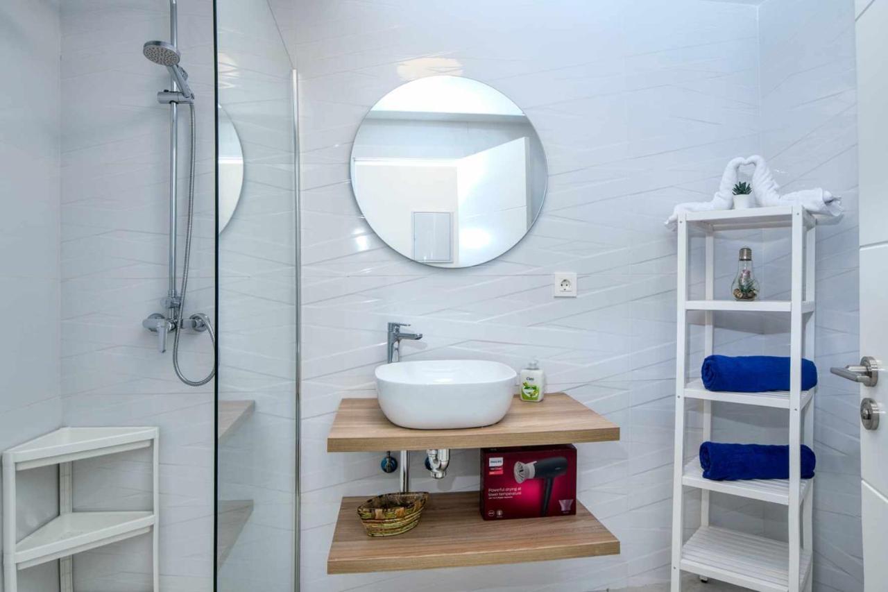 Luminosa Vivienda Vacacional Con Vista A La Piscina Costa Teguise Dış mekan fotoğraf
