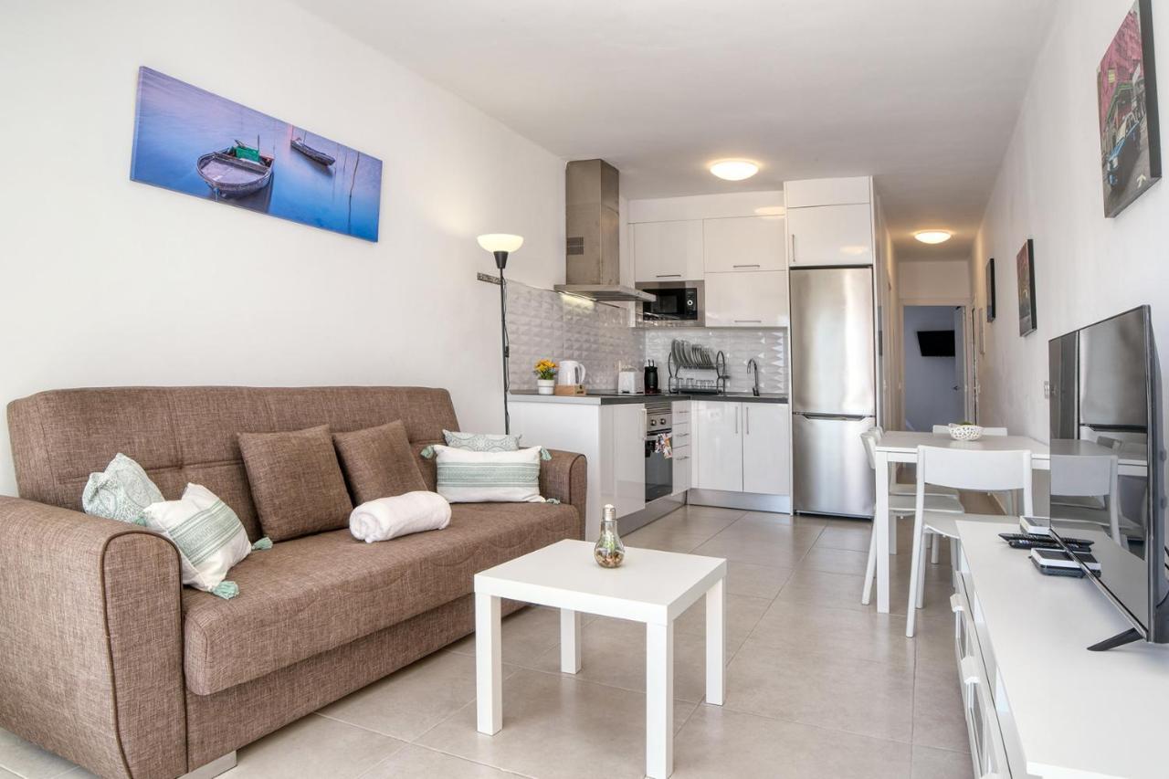 Luminosa Vivienda Vacacional Con Vista A La Piscina Costa Teguise Dış mekan fotoğraf