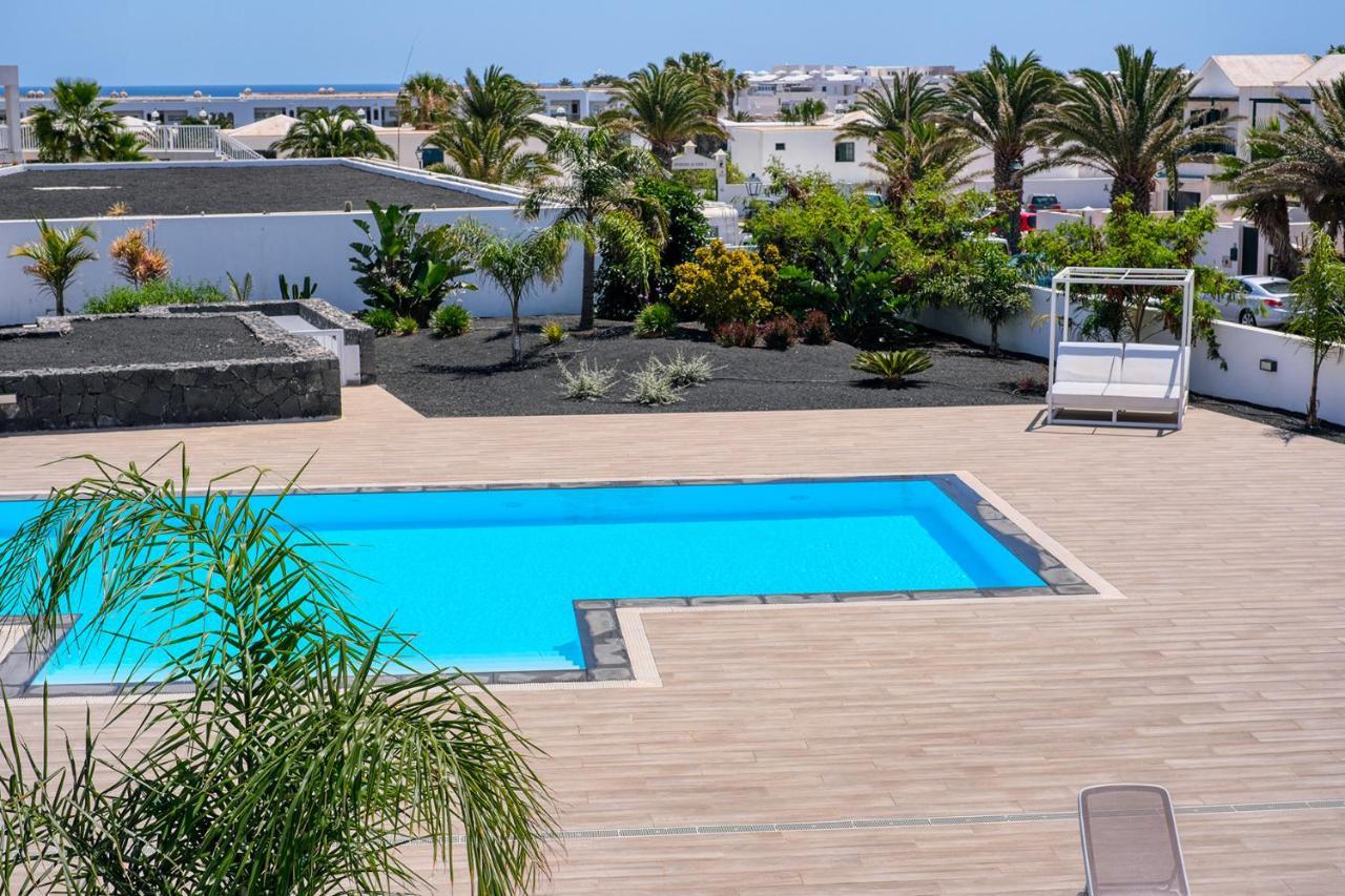 Luminosa Vivienda Vacacional Con Vista A La Piscina Costa Teguise Dış mekan fotoğraf